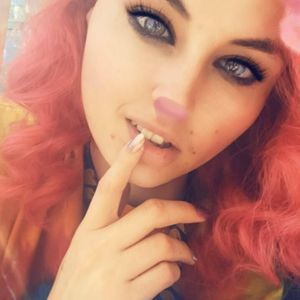 Meet your Posher, Kasie